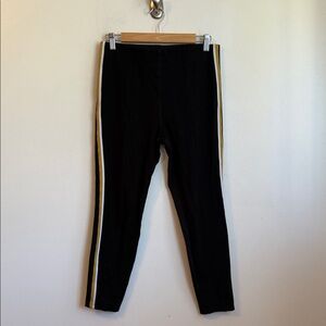 Preowned Women’s Size Large Sanctuary Black and striped leggings